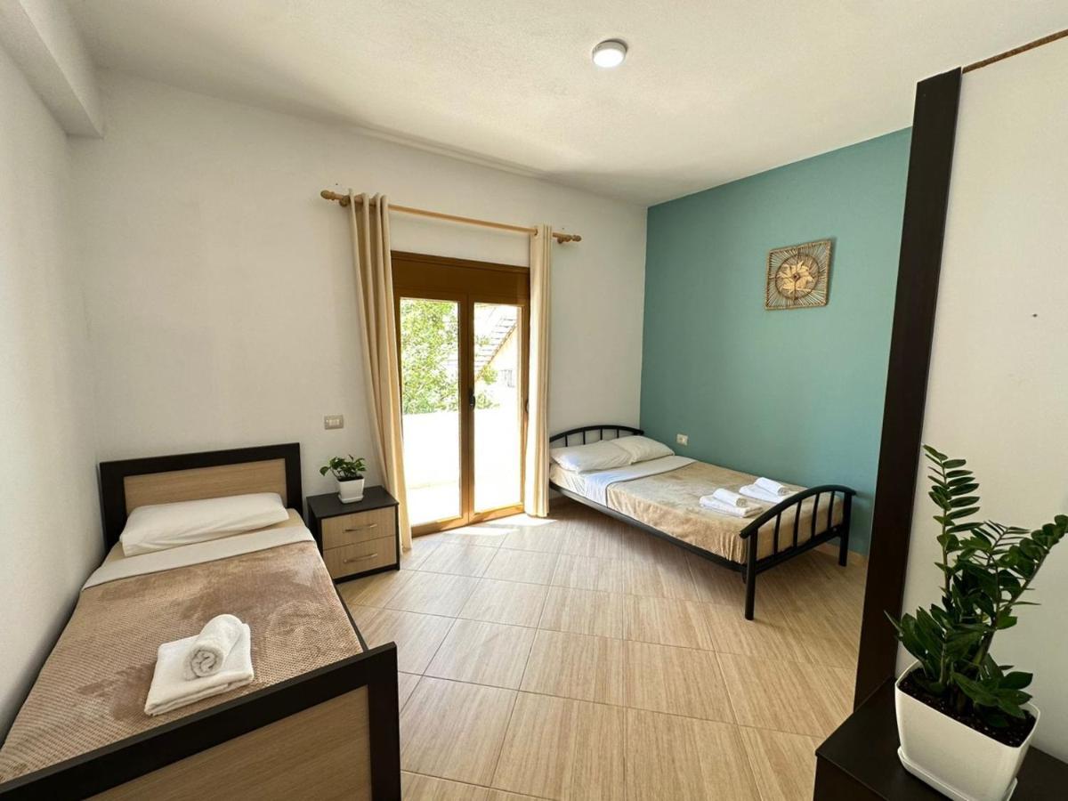 Vlora Villa With Private Parking Eksteriør bilde