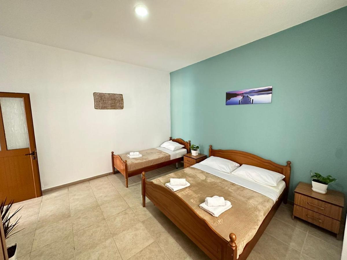 Vlora Villa With Private Parking Eksteriør bilde
