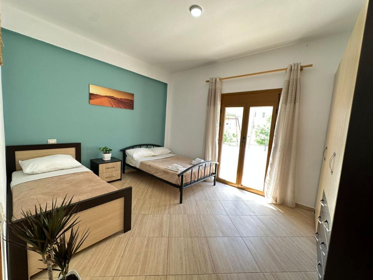 Vlora Villa With Private Parking Eksteriør bilde