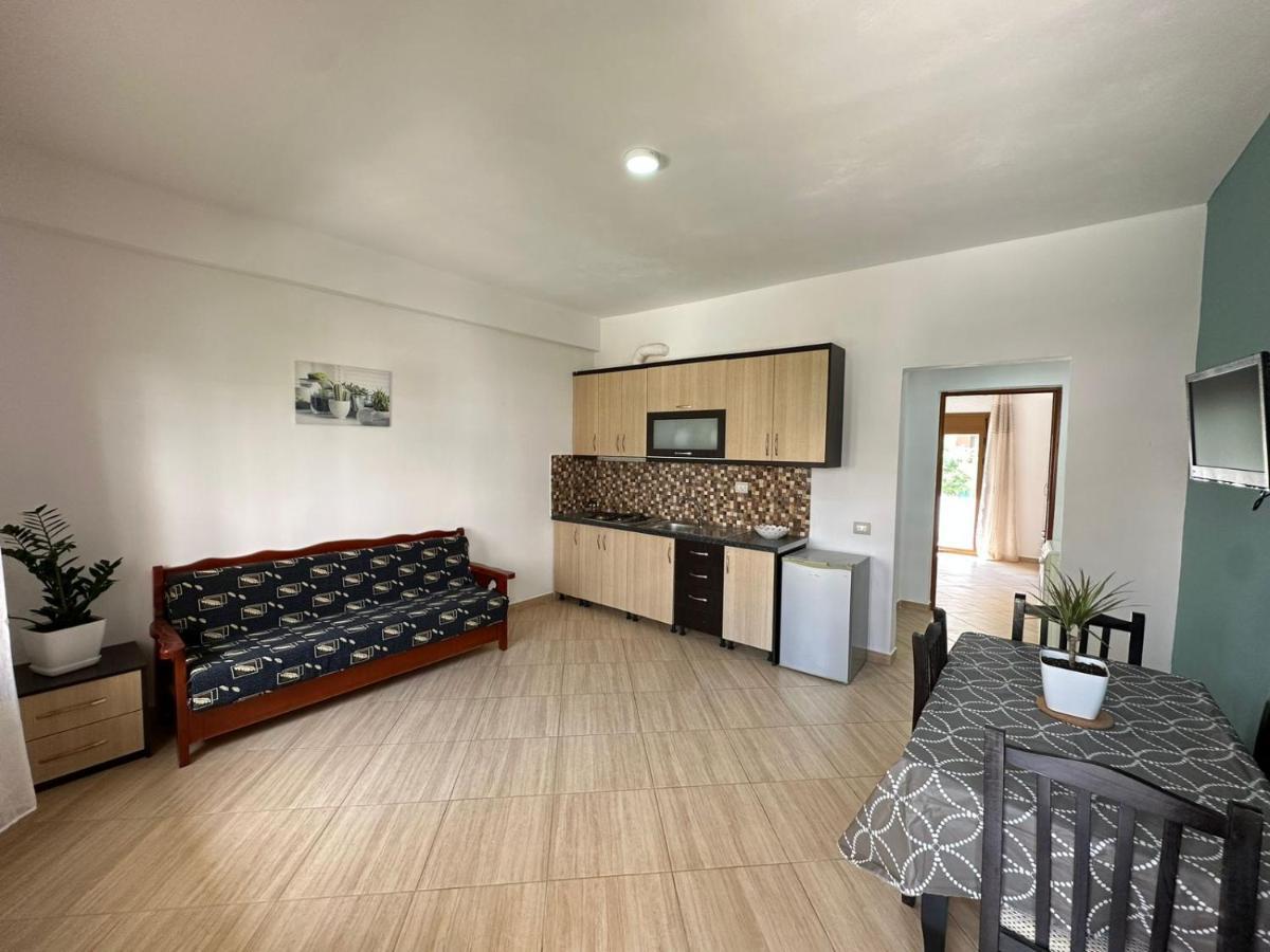 Vlora Villa With Private Parking Eksteriør bilde